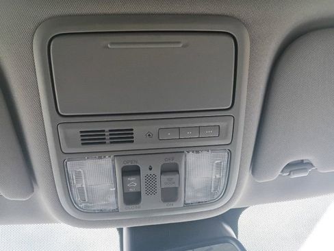 Used 2017 Honda Odyssey EX-L image 13