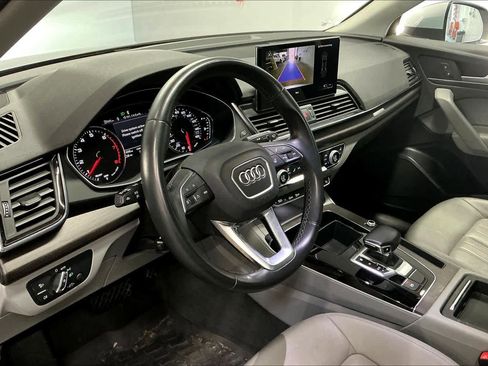 Used 2022 Audi Q5 2.0T Premium w/ Convenience Package image 16
