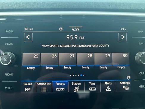 Used 2023 Volkswagen Atlas Cross Sport SEL Premium R-Line AWD/4WD image 25