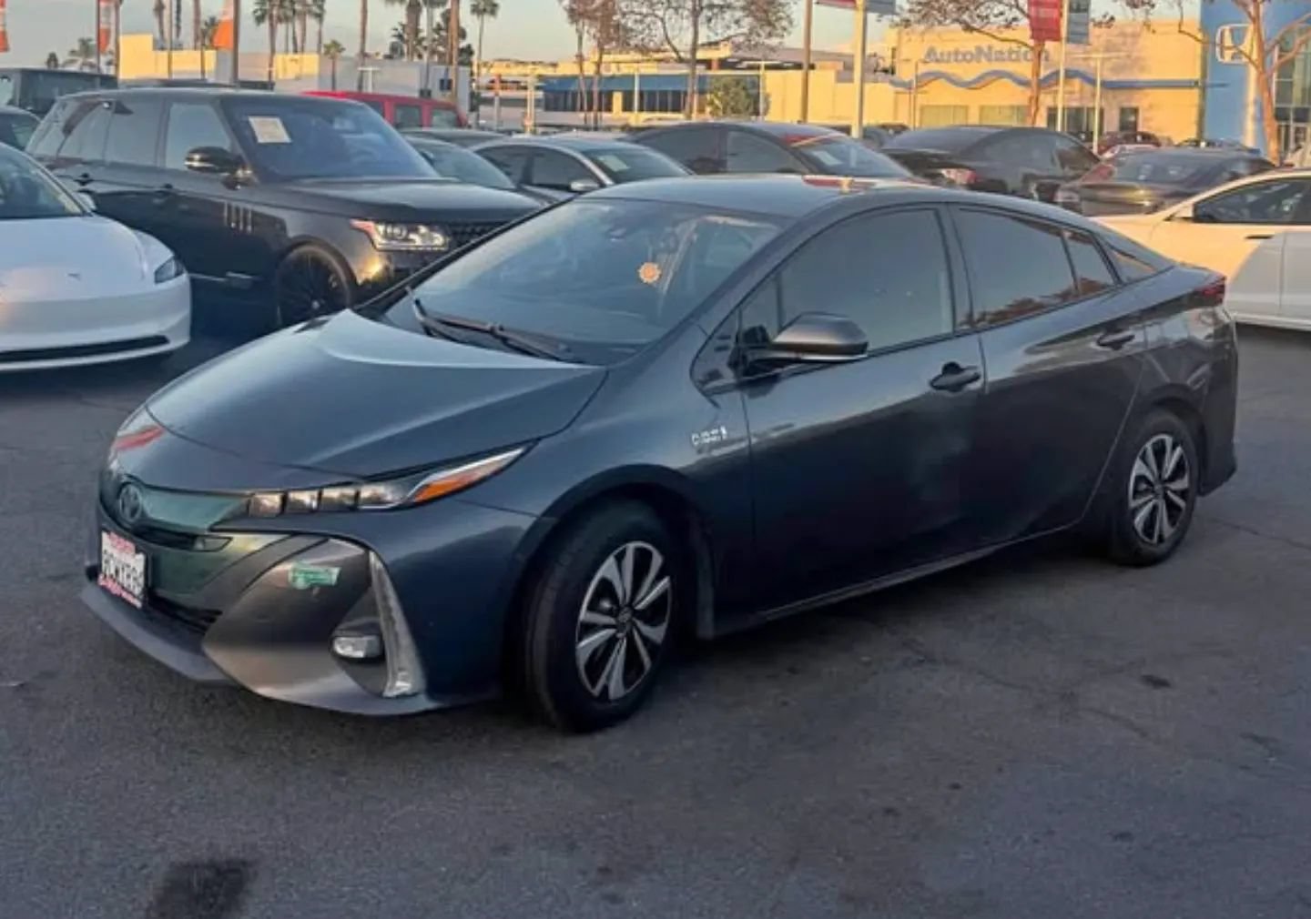 Used 2017 Toyota Prius Prime Advanced FWD image 2