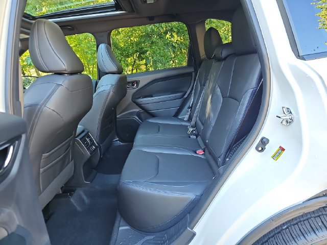 Used 2025 Subaru Forester Limited AWD/4WD image 20