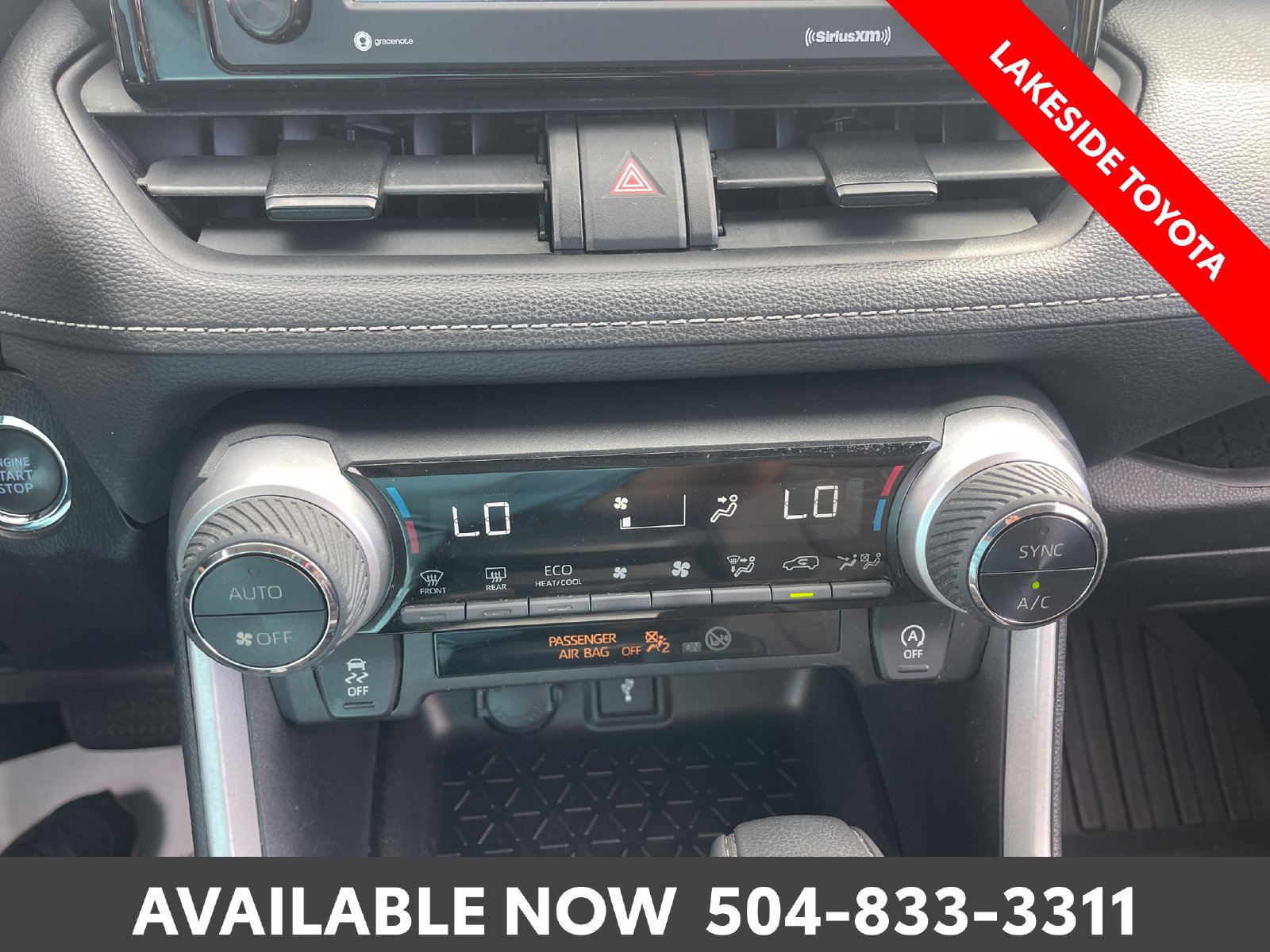 Used 2021 Toyota RAV4 XLE AWD/4WD image 31