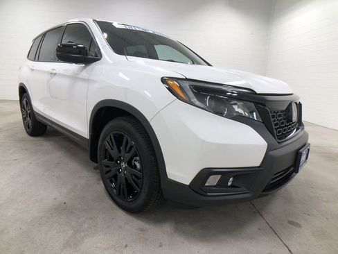 Used 2020 Honda Passport Sport image 1