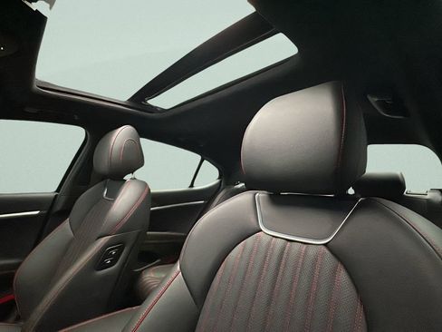 Certified 2025 Genesis G70 2.5T w/ Sport Prestige Package image 12