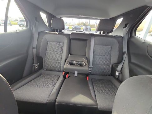 Used 2024 Chevrolet Equinox LT image 28