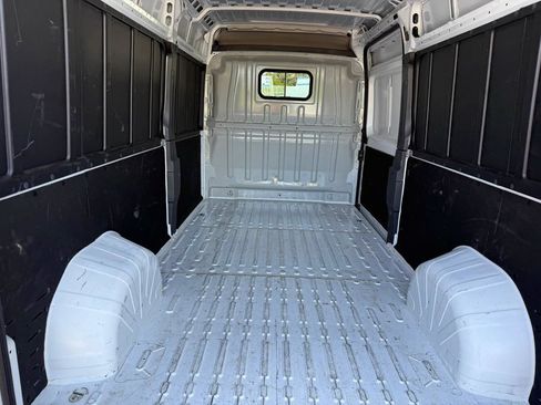 Used 2026 RAM ProMaster 2500 w/ Convenience Group FWD image 27
