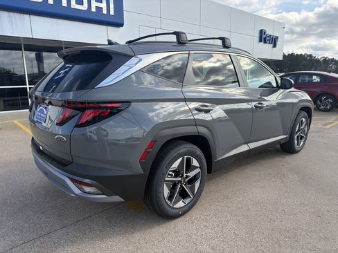 New 2026 Hyundai Tucson SEL FWD image 3