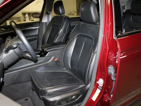 Used 2021 Jeep Grand Cherokee L Limited image 25