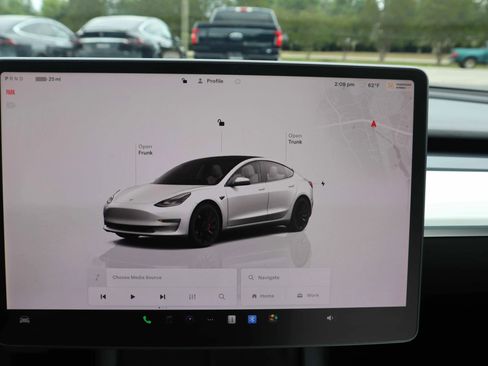 Used 2022 Tesla Model 3 Performance AWD/4WD image 19