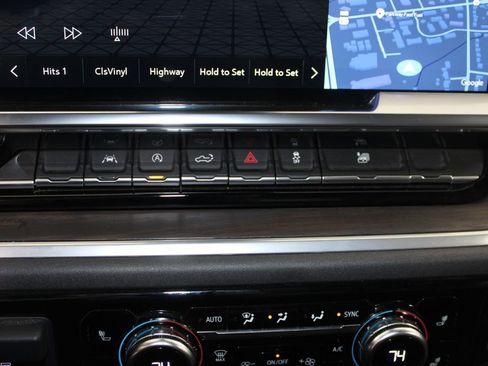 Used 2025 GMC Sierra 1500 SLT image 48