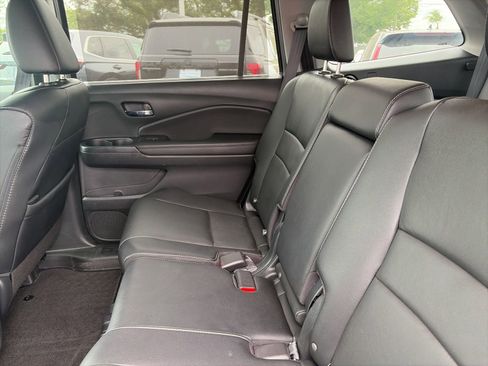 Used 2021 Honda Pilot Special Edition image 9