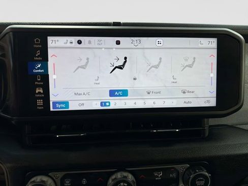 Used 2024 Jeep Wrangler Sport AWD/4WD image 17