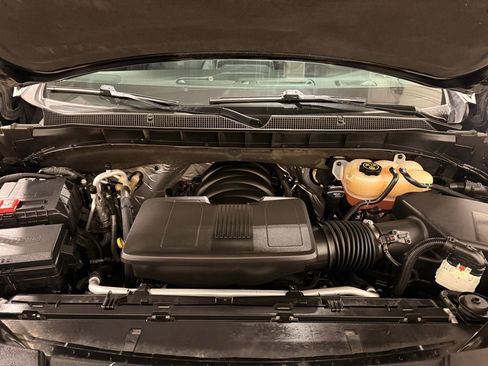 Used 2022 Chevrolet Tahoe RST w/ Luxury Package image 11