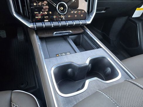 New 2026 GMC Acadia Denali Ultimate w/ LPO, Floor Liner Package image 14