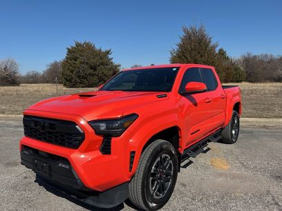 Used 2024 Toyota Tacoma TRD Sport w/ TRD Sport Upgrade Package