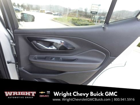 Used 2022 GMC Terrain AT4 image 25