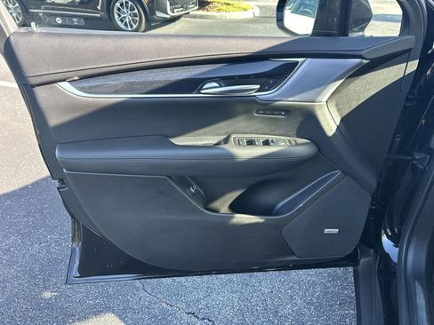 Used 2024 Cadillac XT5 Premium Luxury AWD/4WD image 37