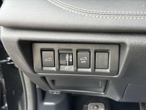 Used 2023 Subaru Outback Limited AWD/4WD image 45