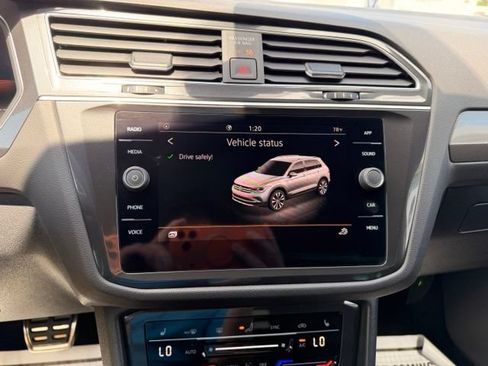Certified 2024 Volkswagen Tiguan SE R-Line FWD image 22