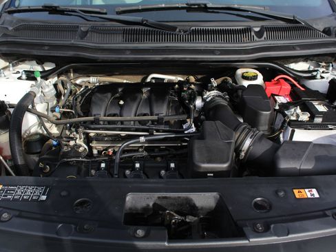 Used 2019 Ford Explorer 4WD w/ Class III Trailer Tow Package image 20