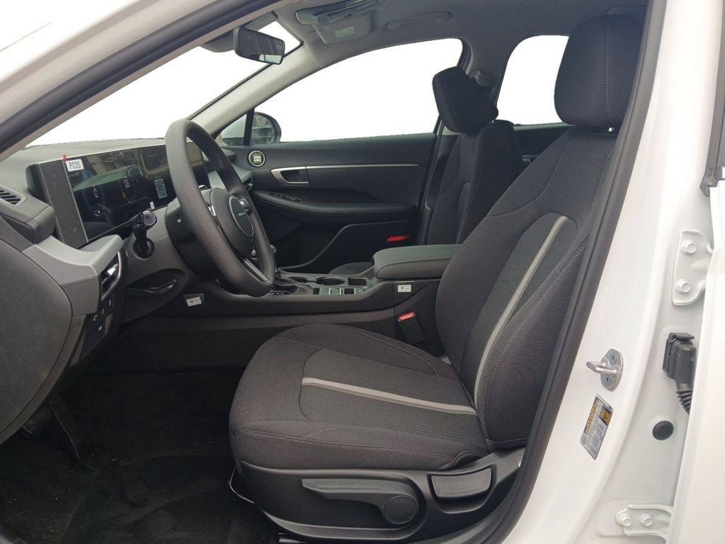 New 2026 Hyundai Sonata SE FWD image 10