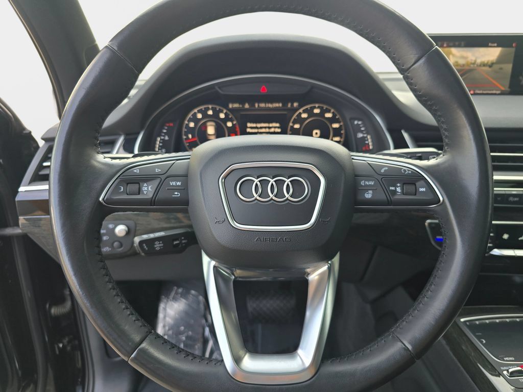 Used 2018 Audi Q7 3.0T Prestige w/ Prestige Package AWD/4WD image 19