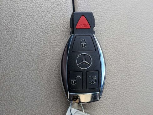 Used 2017 Mercedes-Benz C 300 4MATIC Sedan image 46