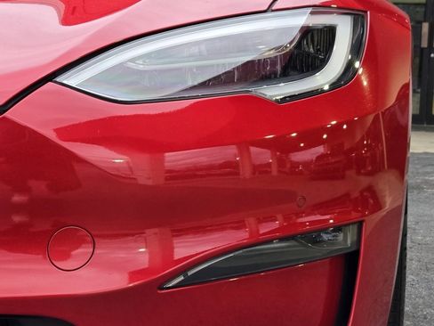 Used 2022 Tesla Model S image 12