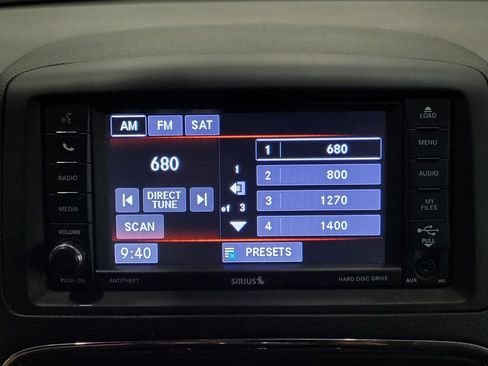 Used 2018 Dodge Grand Caravan SE FWD image 25