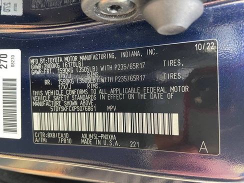 Used 2023 Toyota Sienna XLE AWD/4WD image 34