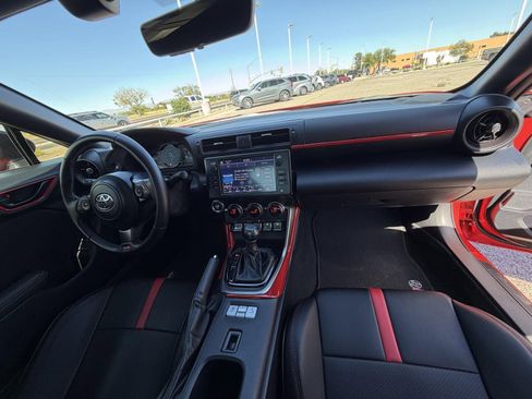 Certified 2022 Toyota GR86 image 22