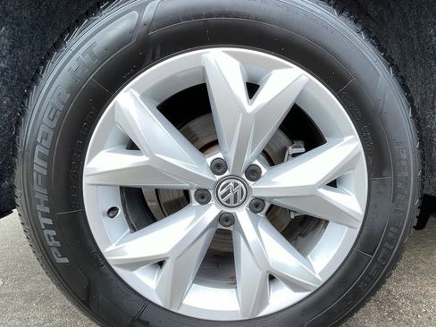 Used 2019 Volkswagen Atlas SE FWD image 16