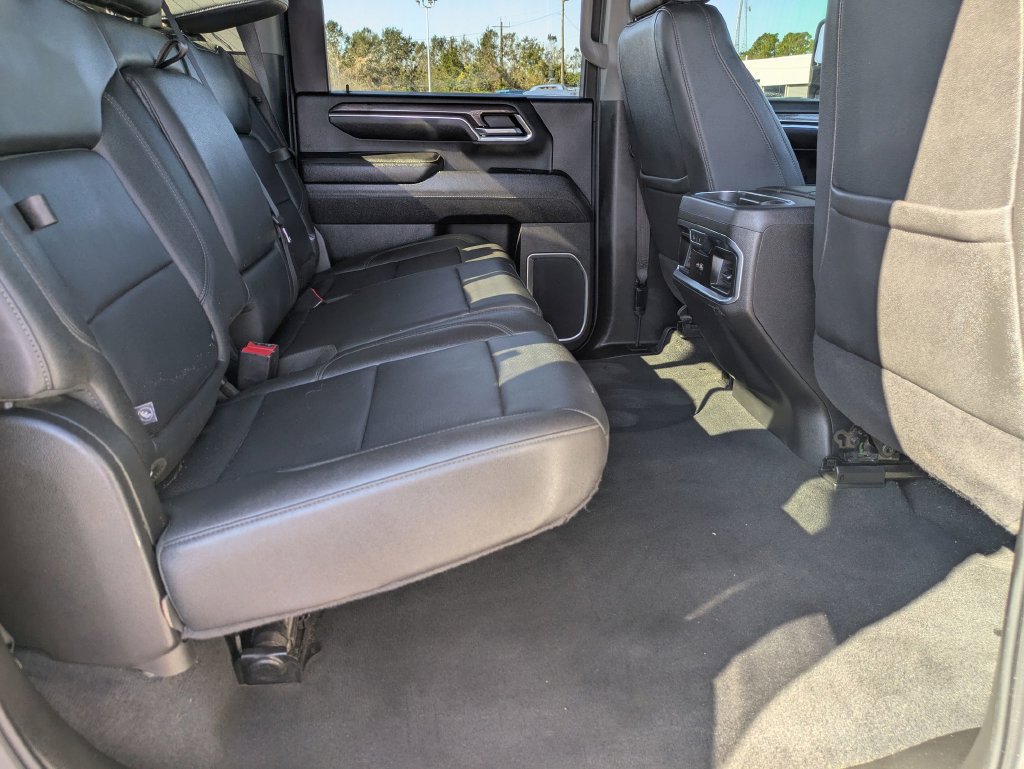 Used 2024 Chevrolet Silverado 2500 LTZ w/ LTZ Premium Package AWD/4WD image 25