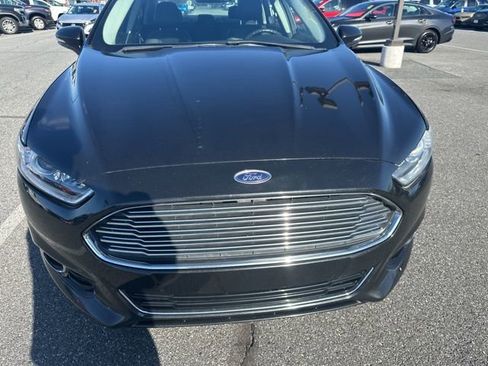 Used 2014 Ford Fusion Titanium image 3