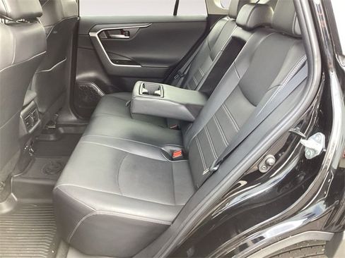 Used 2023 Toyota RAV4 Limited image 13