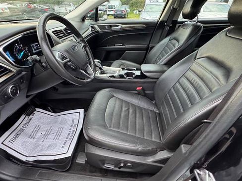 Used 2013 Ford Fusion SE FWD image 33