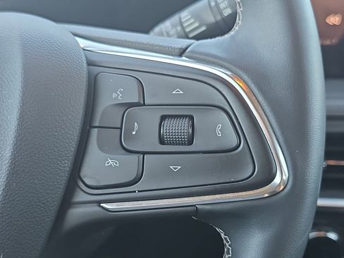 Certified 2024 Buick Encore GX Preferred w/ Comfort Package FWD image 19