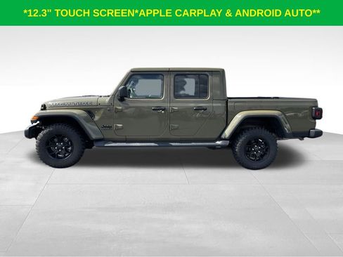 Used 2025 Jeep Gladiator Sport AWD/4WD image 6