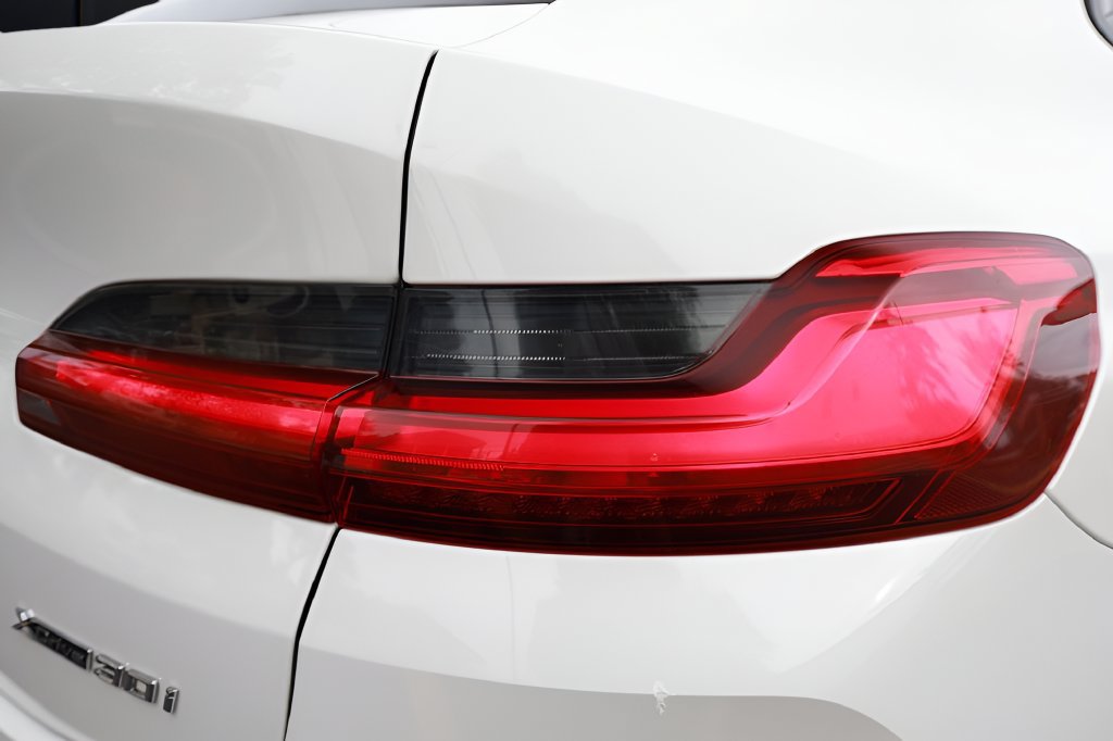 Used 2022 BMW X4 xDrive30i w/ Premium Package Essential AWD/4WD image 35