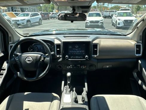 Used 2023 Nissan Frontier SV w/ SV Convenience Package AWD/4WD image 25