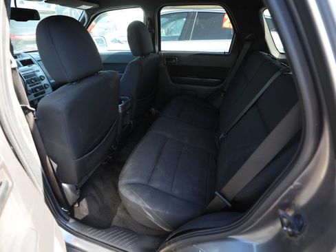 Used 2009 Ford Escape XLT FWD image 13