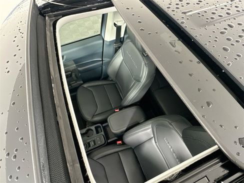 New 2025 Ford Maverick Lariat w/ Black Appearance Package image 14