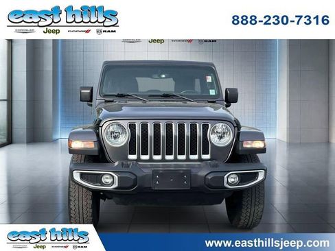 Certified 2020 Jeep Wrangler Unlimited Sahara AWD/4WD image 3