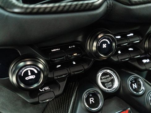 Used 2023 Aston Martin V8 Vantage F1 Edition image 68