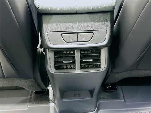 New 2026 GMC Terrain AT4 w/ Convenience Package III image 27