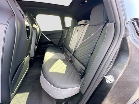 New 2026 BMW iX xDrive60 w/ M Sport Package image 19