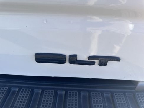 Used 2019 GMC Sierra 1500 SLT w/ SLT Premium Plus Package image 28