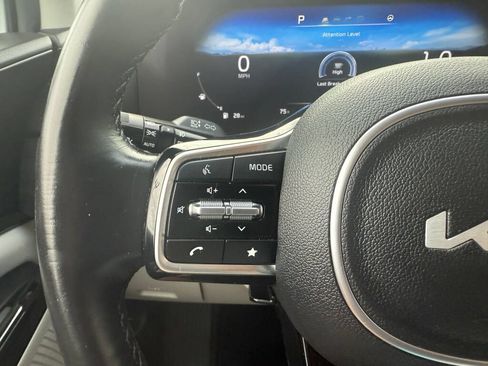 Used 2023 Kia Carnival SX FWD image 14