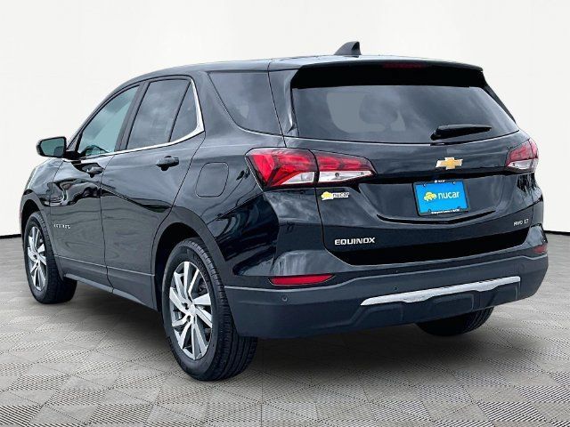 Used 2024 Chevrolet Equinox LT AWD/4WD image 4