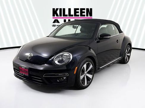 Used 2013 Volkswagen Beetle 2.0T image 3